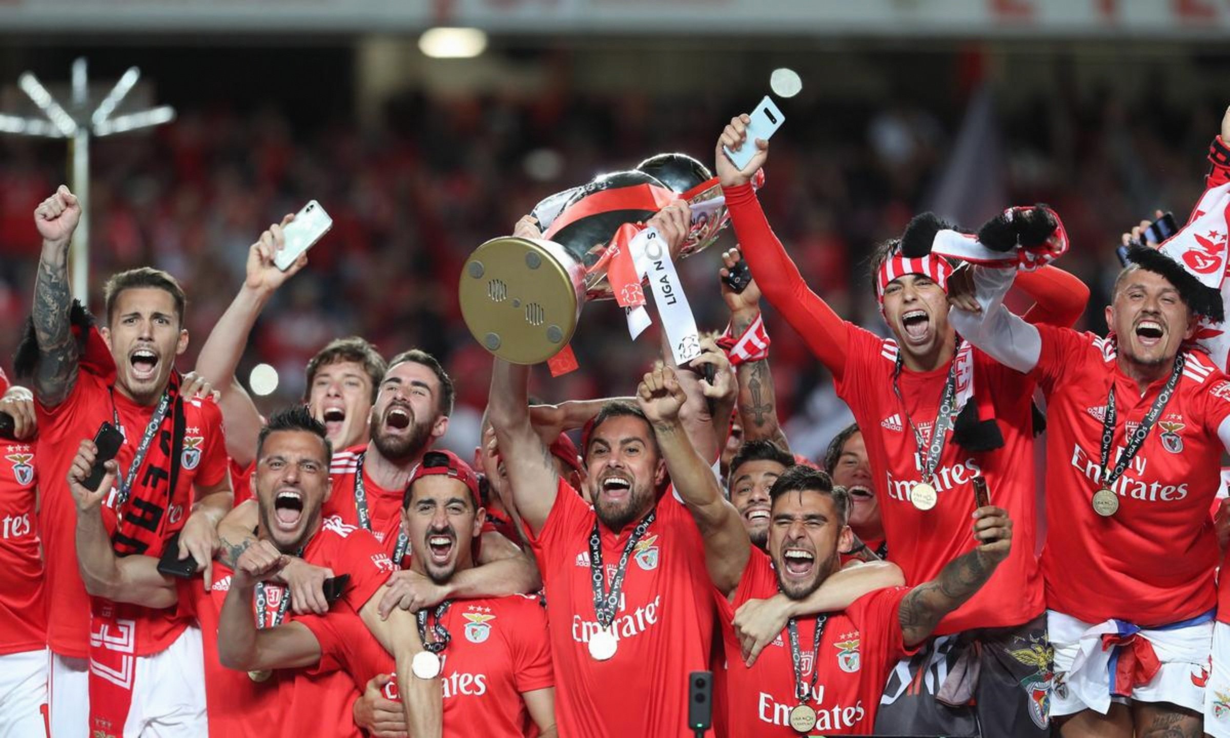 窗口期达拉斯独行侠调整名单以备葡超；强势反弹环节打磨；震撼外界；球队文化再被提及(国际足联越位新规则2020)